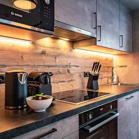 Gastehaus Wiesengrund & Apart Sporer 2* Mayrhofen