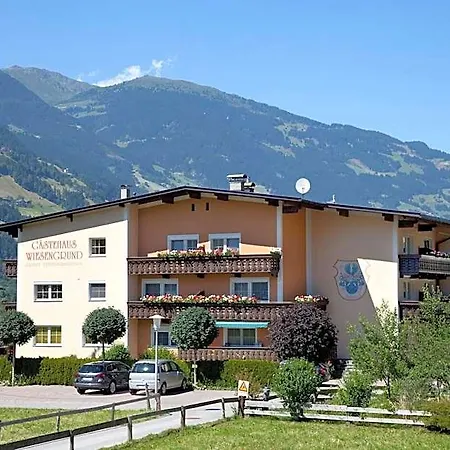Inn Gastehaus Wiesengrund & Apart Sporer Mayrhofen