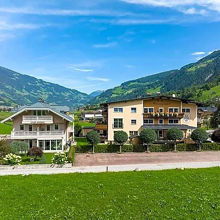 Gastehaus Wiesengrund & Apart Sporer Mayrhofen