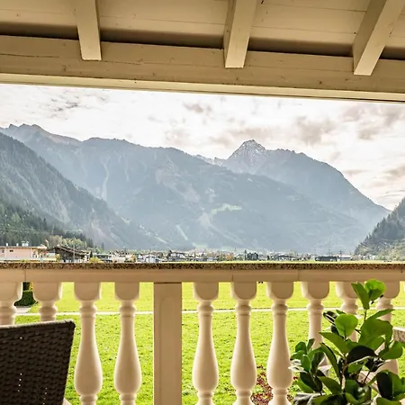 Gastehaus Wiesengrund & Apart Sporer Inn 2*