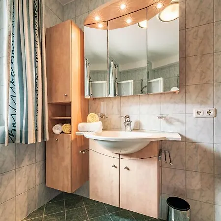 Gaestehaus Wiesengrund & Sporer 2* מאיירהופן