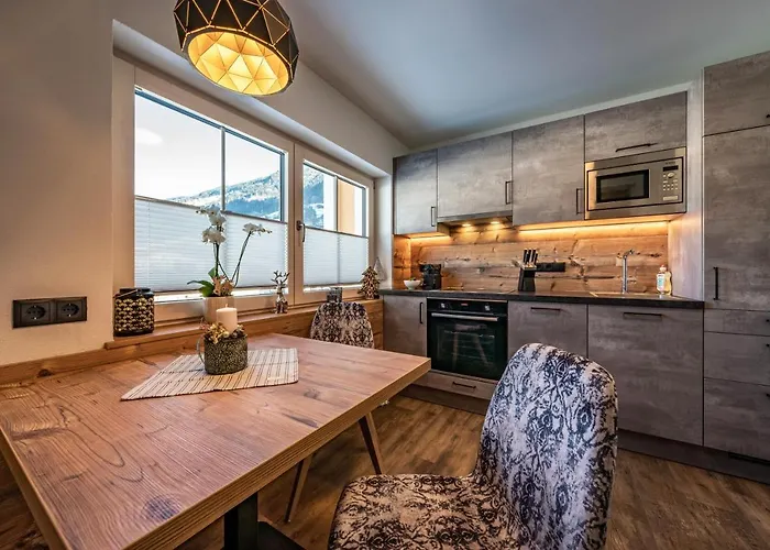 Gaestehaus Wiesengrund & Sporer Πανδοχείο Mayrhofen