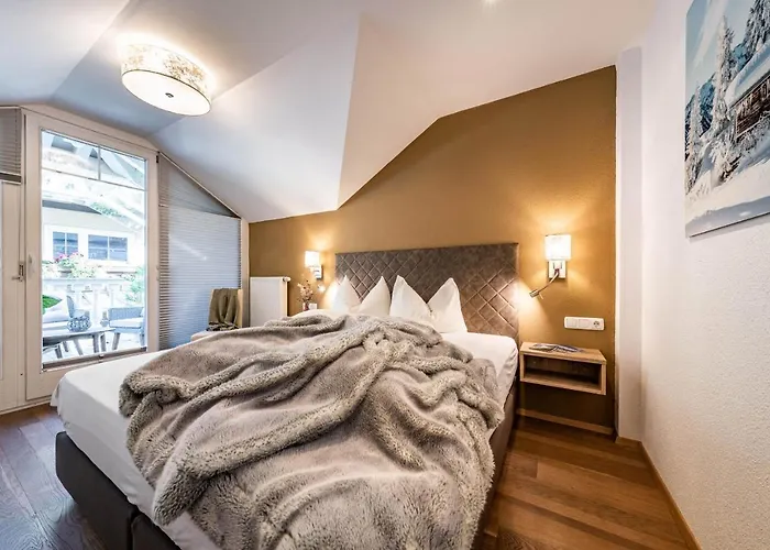 Gaestehaus Wiesengrund & Sporer Πανδοχείο 2*