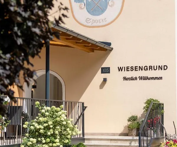 Gaestehaus Wiesengrund & Sporer Πανδοχείο